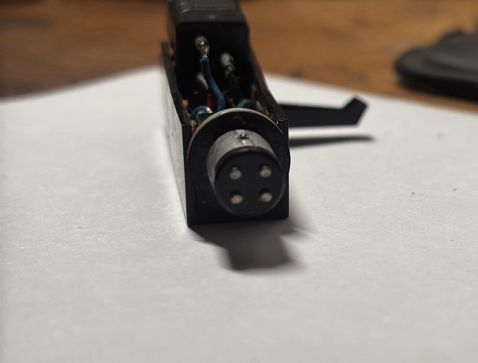 Realistic R900-LWS Headshell with ADC QLM 30 Mk III Cartridge