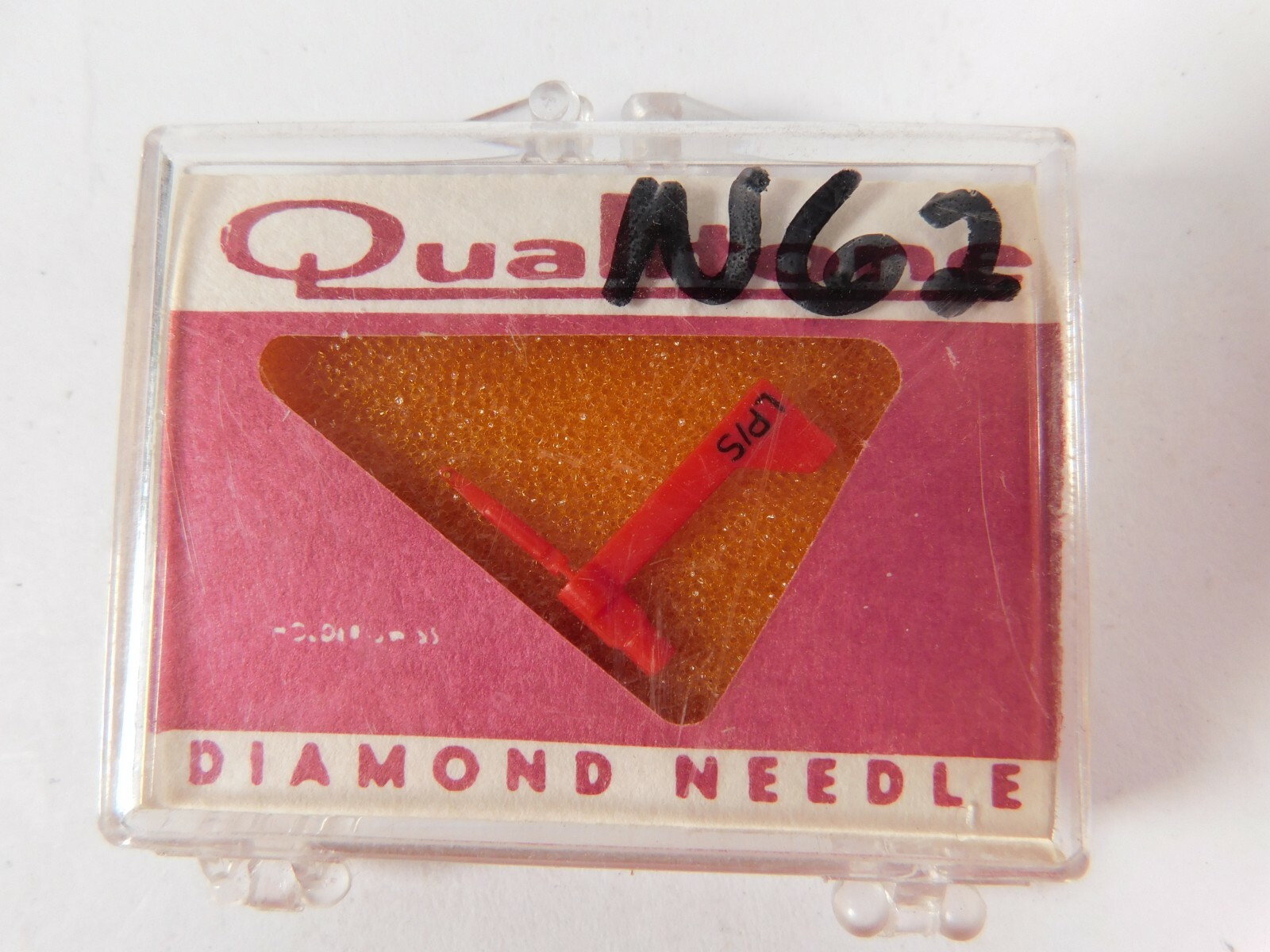 Vtg NOS Qualitone 1611X0S Phonograph Diamond Needle