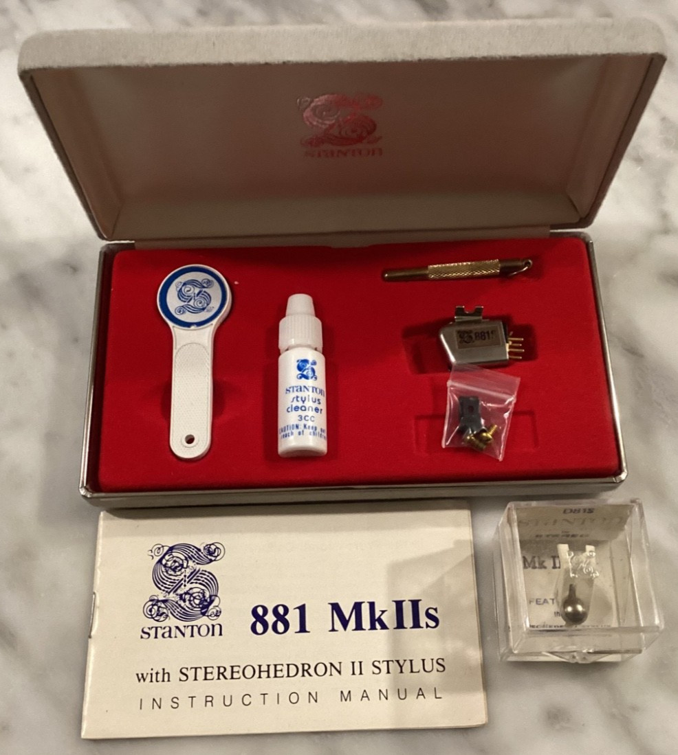 STANTON 881S CARTRIDGE & GENUINE STANTON D81S MK II STEREOHEDRON STYLUS IN CASES