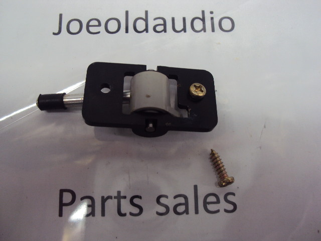 Yamaha Turntable YP-B4 Up/Down Cueing Assembly w/ Lift Arm. Parting Out YP-B4.