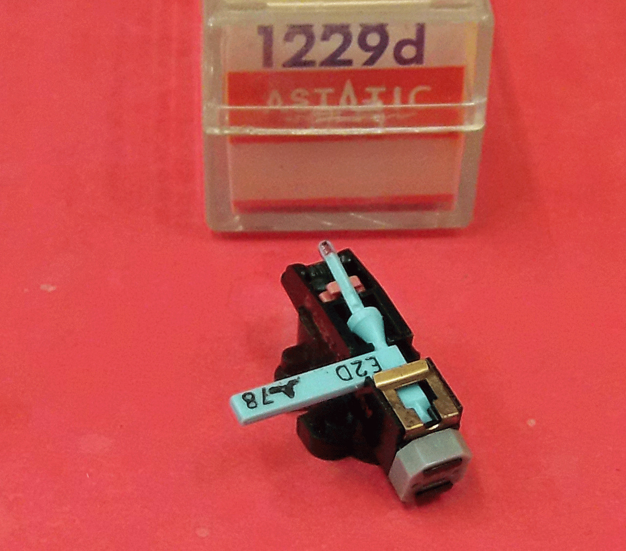 ASTATIC 1229D ADMIRAL 78C244-5 MUNTZ P50073 V-M 42818L PHONOGRAPH CARTRIDGE