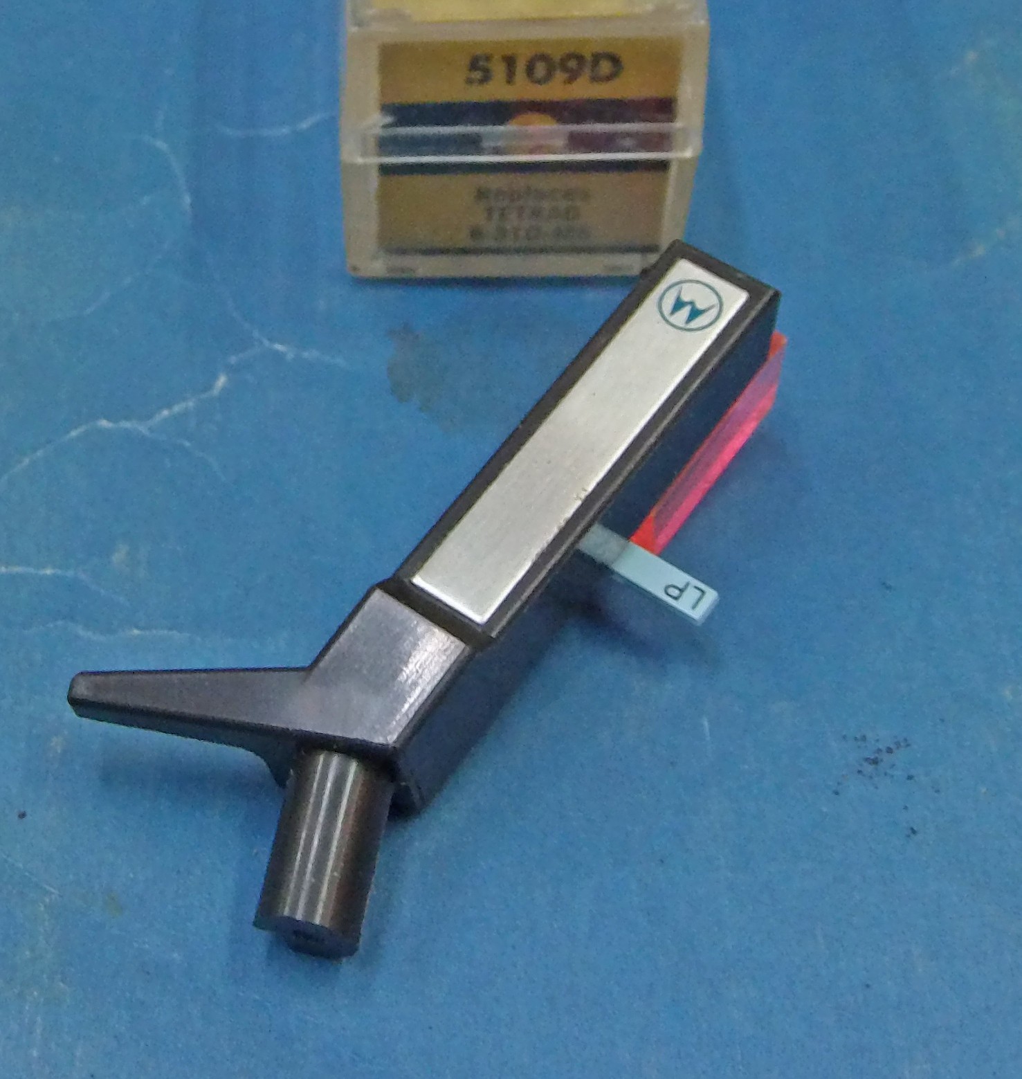 EV 5109D PHONOGRAPH CARTRIDGE STYLUS for Motorola 59C63784-A01 Astatic 367d 1186