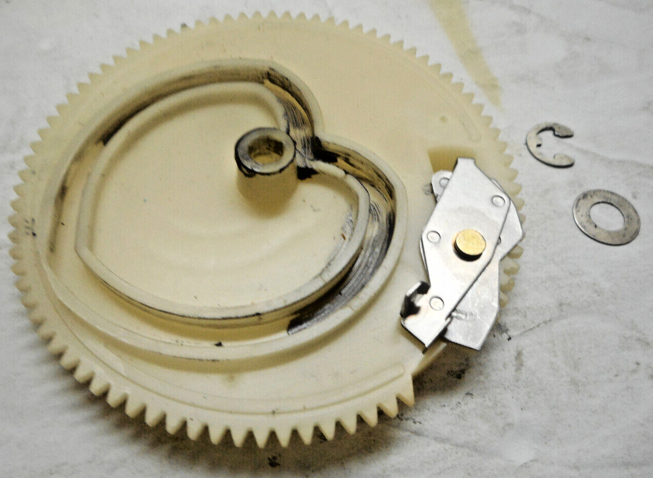 TECHNICS SL-1900 TURNTABLE – CAM GEAR – PARTING OUT