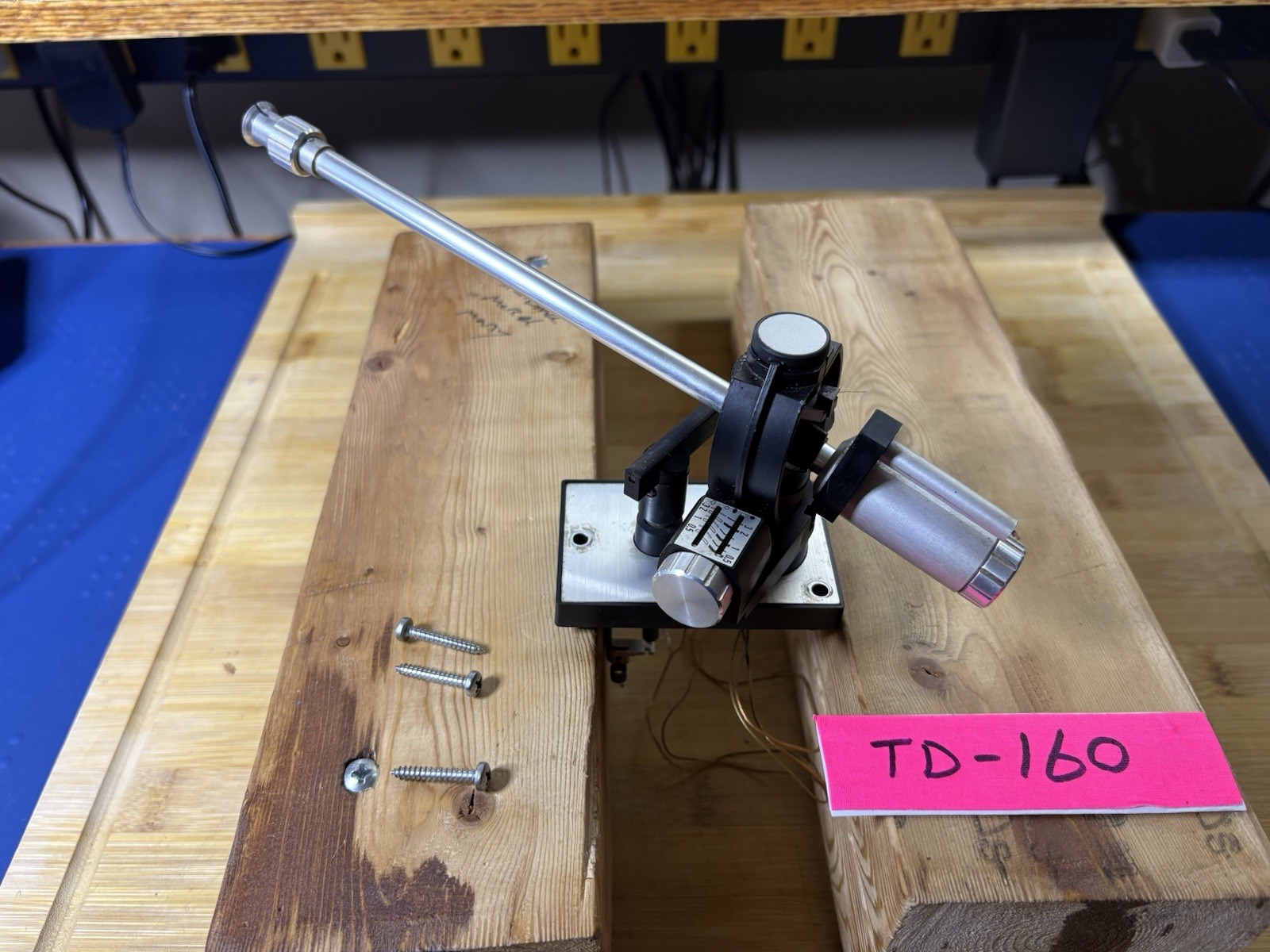 Thorens TD-160 Part (may fit 145/165/166/146/147)-TP16 TONEARM W/ CUEING ASSM