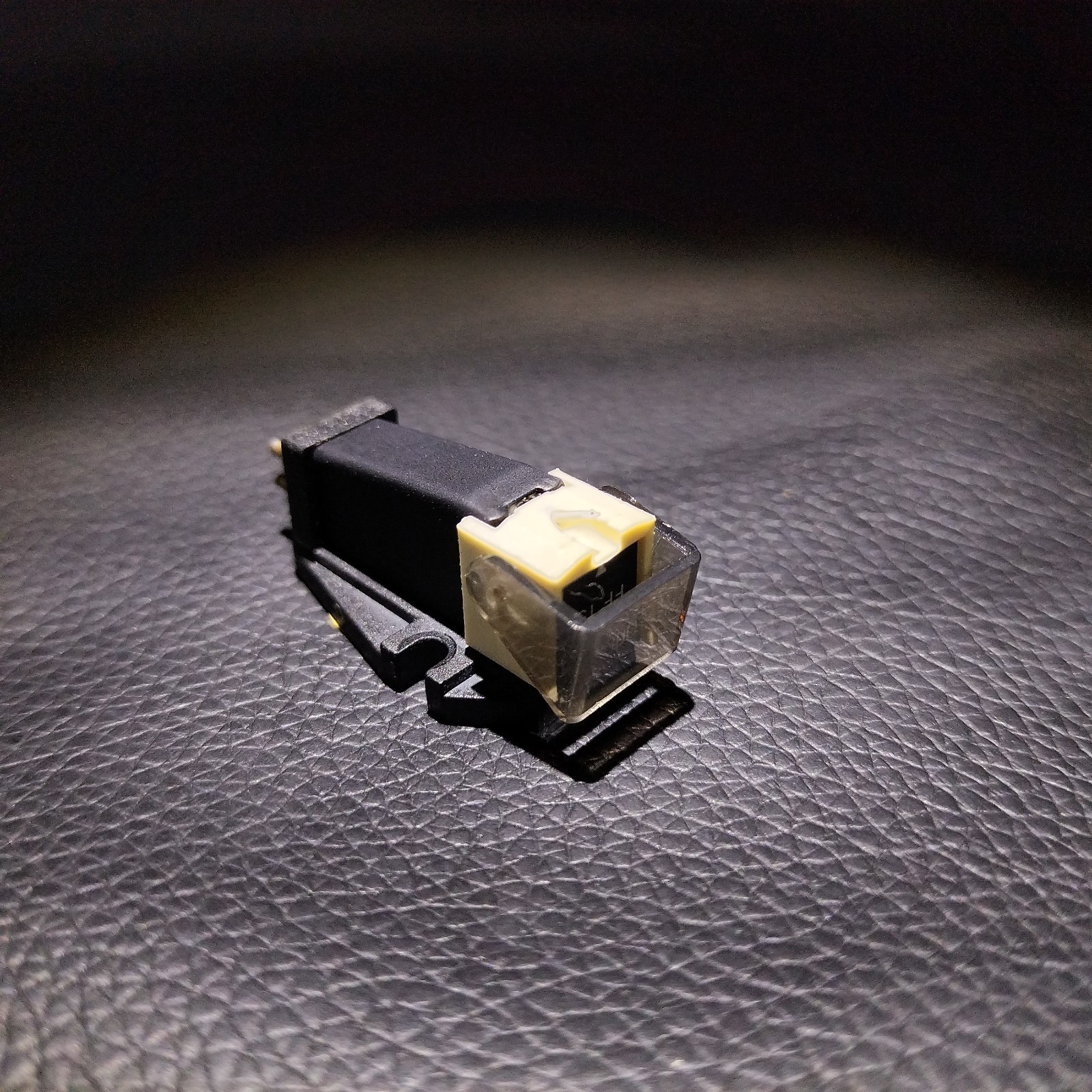 ortofon FF15 / FF‐15 (White) Genuine Original Diamond Stylus