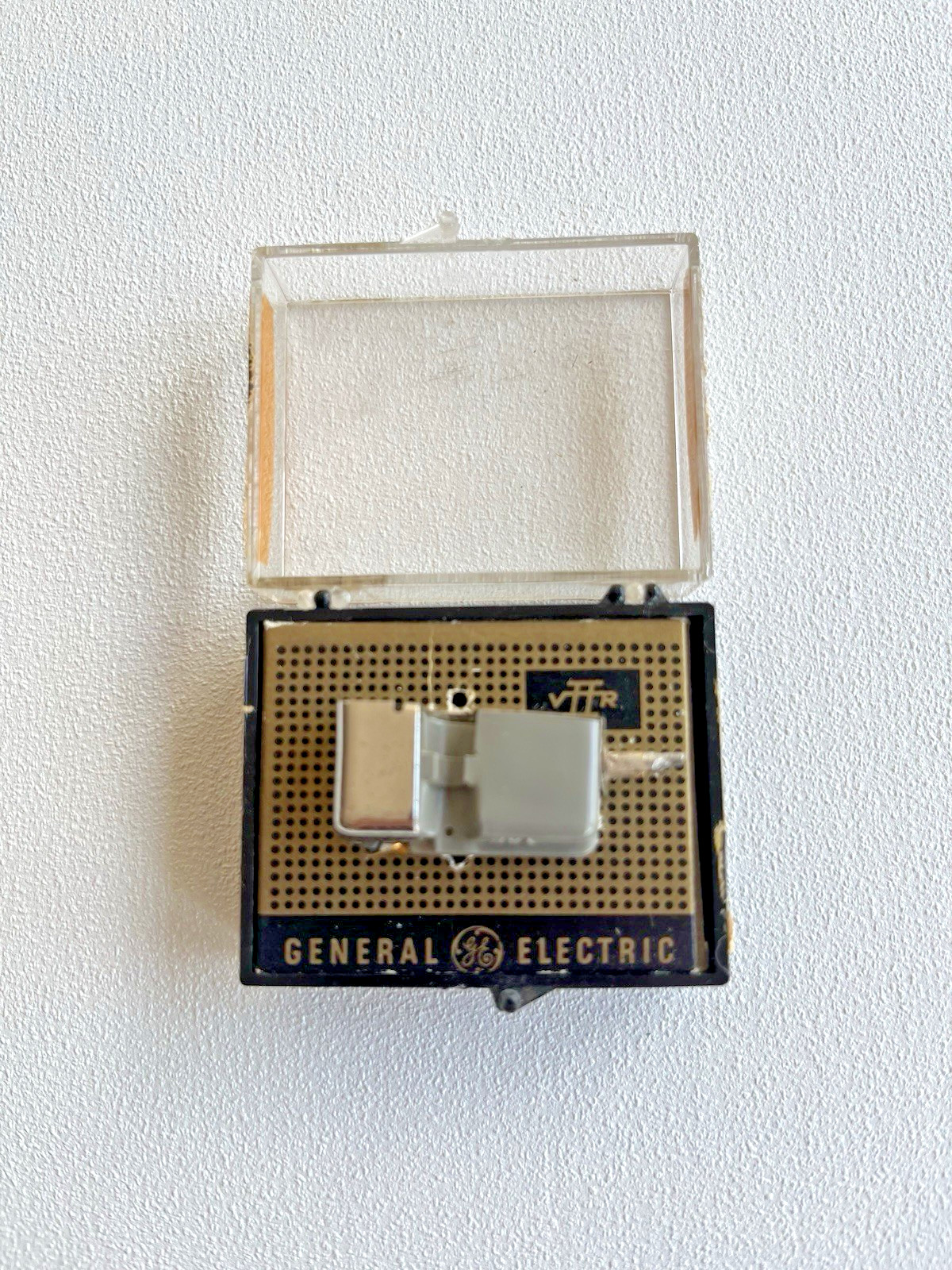 GE VRII Variable Reluctance Mono Cartridge with LP stylus Tested working