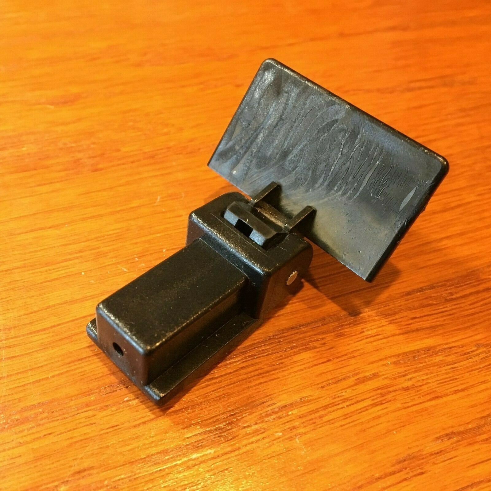 Turntable Parts – Dust Cover Hinge (See description for fit list)