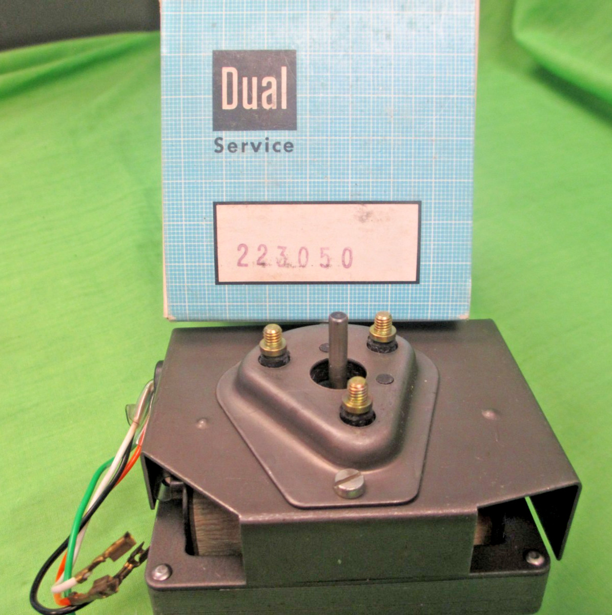 DUAL 1218 TURNTABLE MOTOR SPECIAL 150 VOLTS PART # 223-050 NEW IN FACTORY BOX