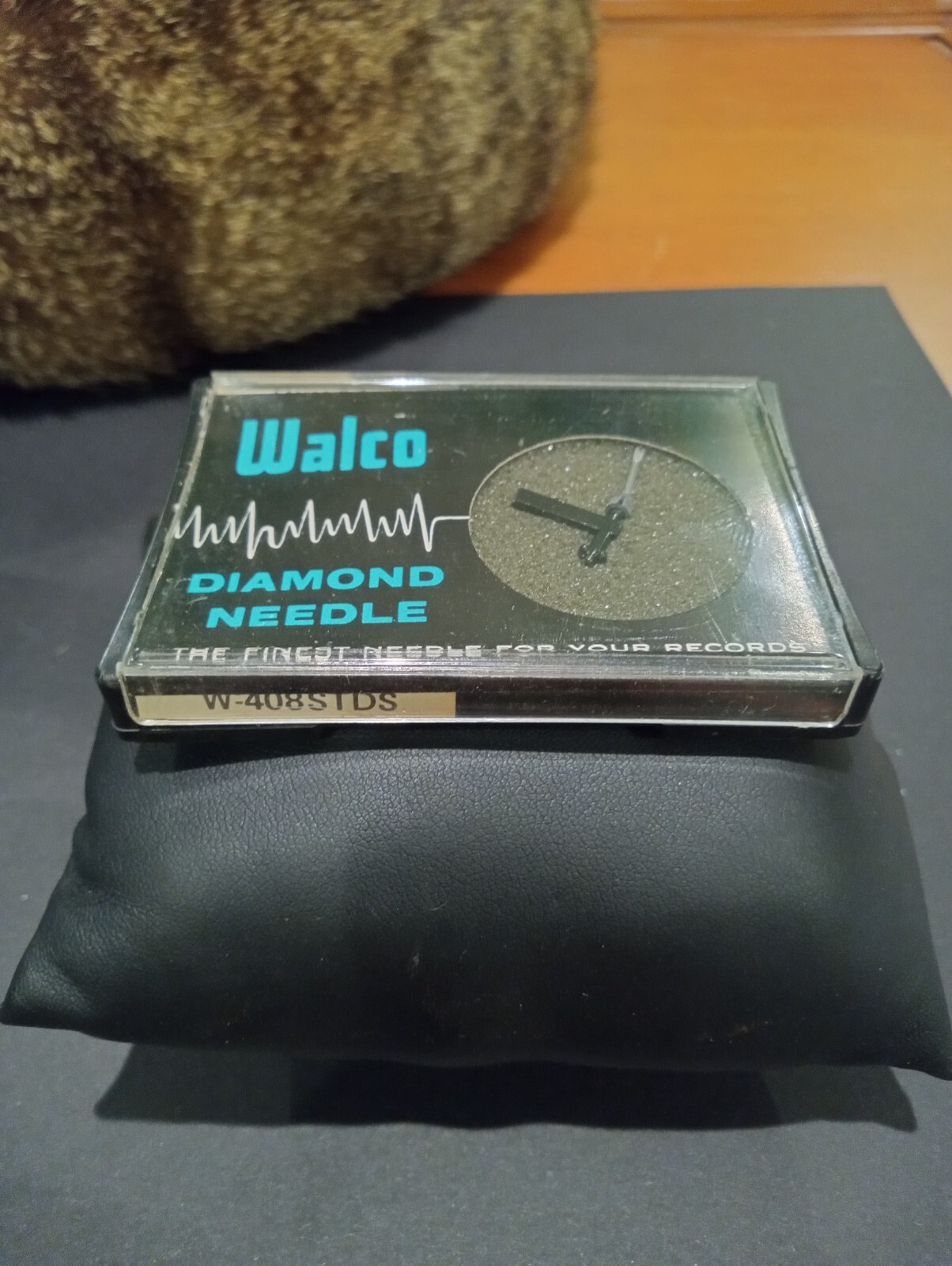 WALCO Diamond Needle W-408STDS Astatic Sapphire Needle Phonograph NOS