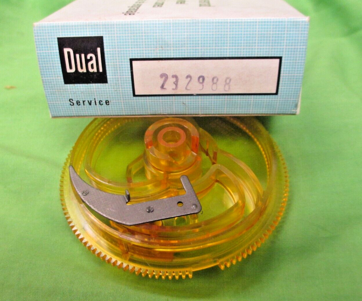 NEW CAM GEAR FOR DUAL 1224 & 1225 TURNTABLE PT # 232-988 NEW IN FACTORY CARTON