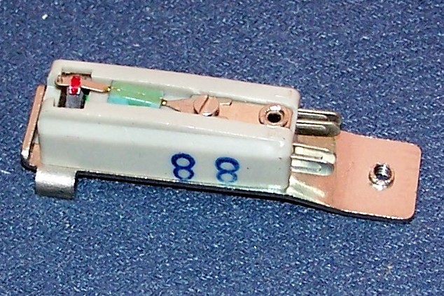 UNIVERSAL CARTRIDGE STYLUS NEEDLE Pfanstiehl P-88 for Denon JC-14 617-D7