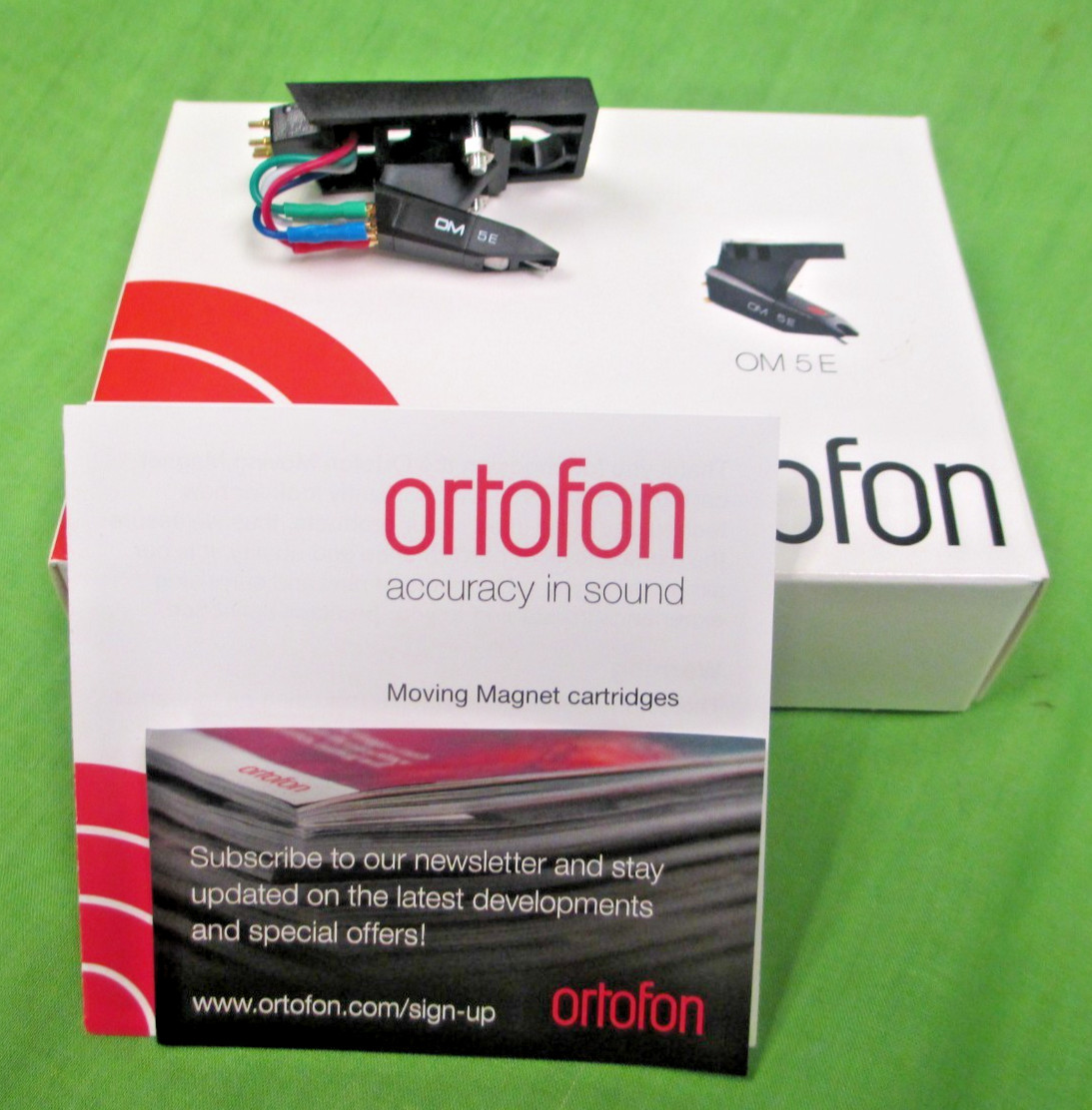 NEW GENUINE ORTOFON OM 5E WITH ELLIPT STYLUS ON DUAL TURNTABLE TYPE SLED