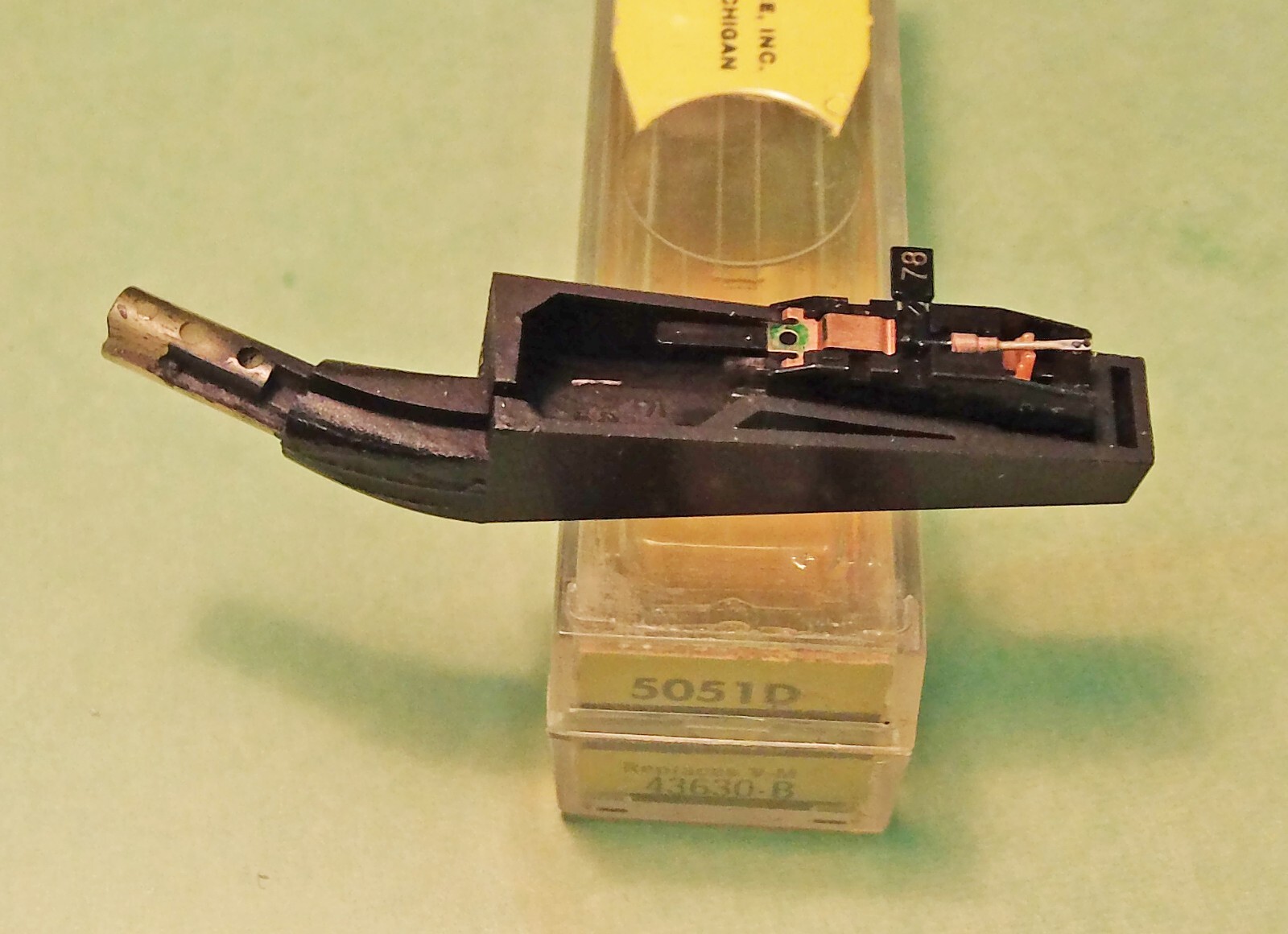 TURNTABLE NEEDLE CARTRIDGE EV 5051D ASTATIC 677 677D EV 5050D V-M 43630-A