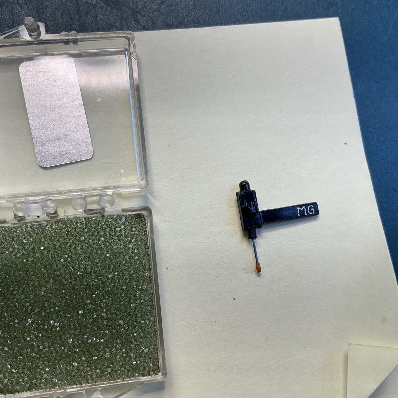 161-DS73 PHONOGRAPH NEEDLE STYLUS for ASTATIC N52-sd Used in 445 445d 447.
