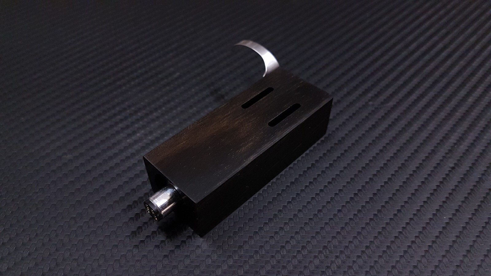 Custom-Made Headshell for Lenco L70 made of Ebony Wood by Stanley-Engineering