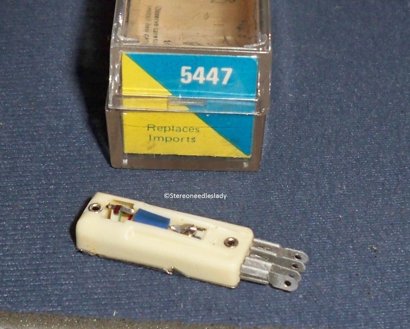 UNIVERSAL CARTRIDGE ELECTRO-VOICE EV 5447 for 5447D Imports 0.5 VOLT CERAMIC