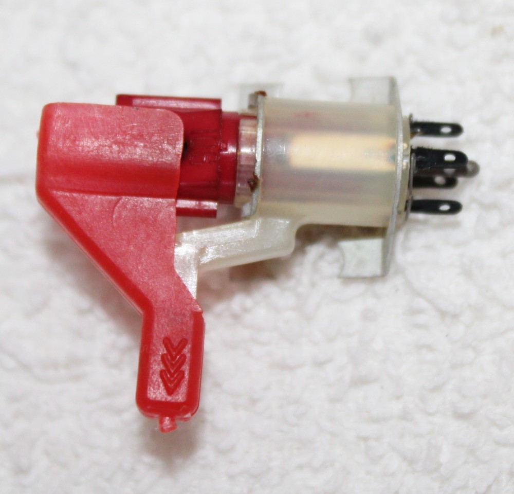 Electro-Voice EV 101B Phono Cartridge Stylus Needle w/ Bracket ~ New? Open Box