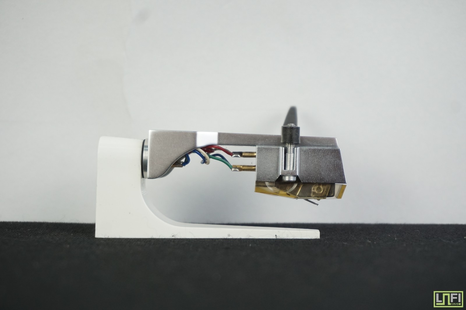 Audio Technica AT14E Vintage Moving Magnet Cartrdige & Audio Technica Headshell