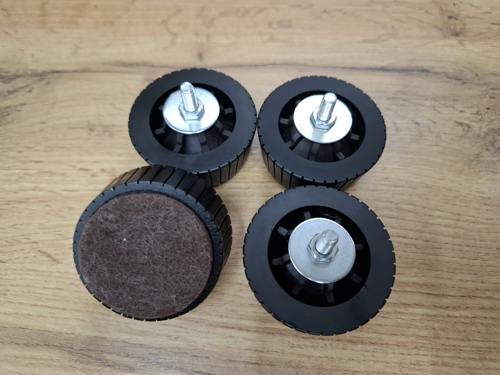 Turntable REPLACEMENT FEET for THORENS
