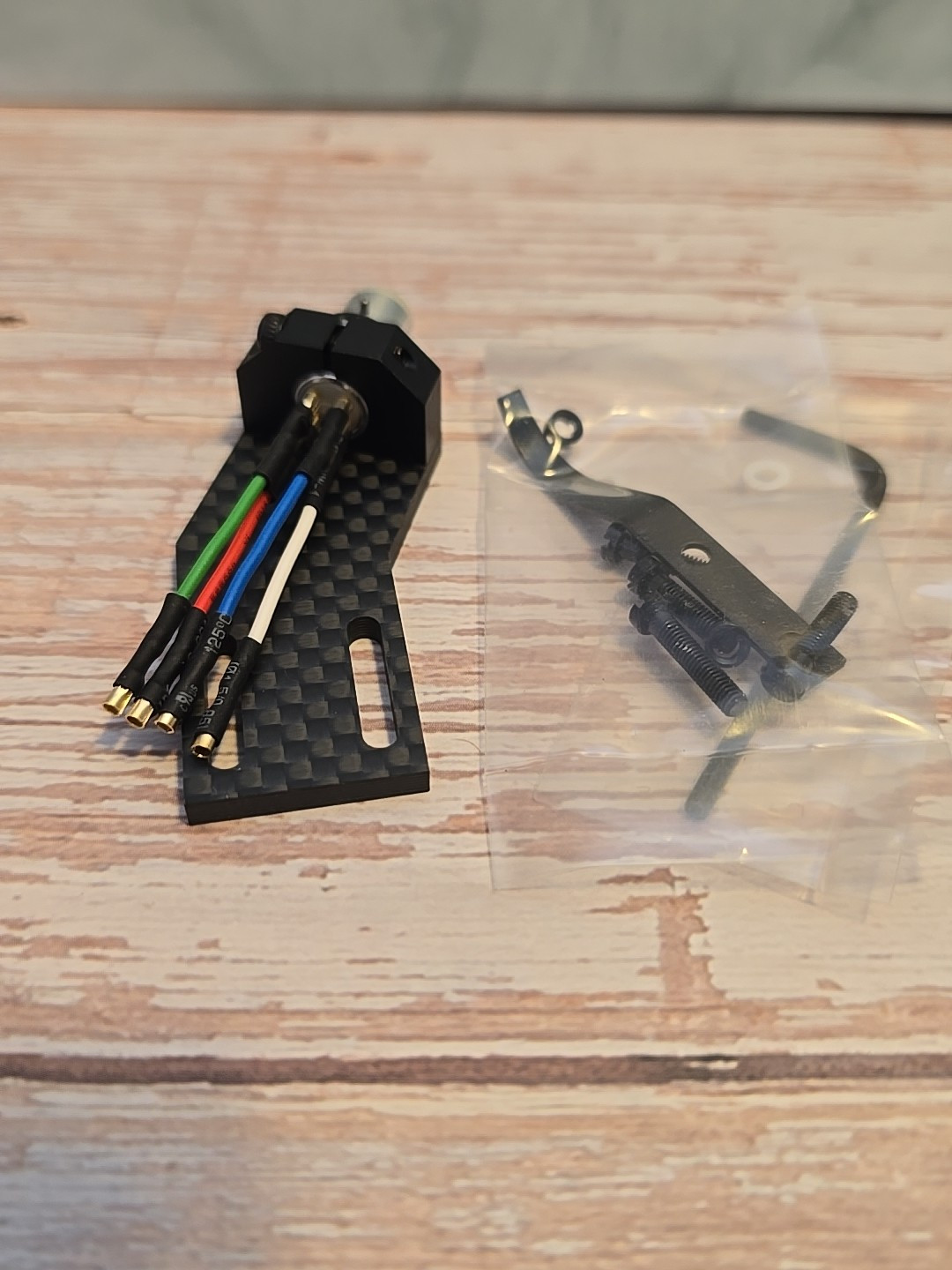 Straight Arm Angled Carbon Fiber Headshell Azimuth Adjust 2 Lock Pin HSE24