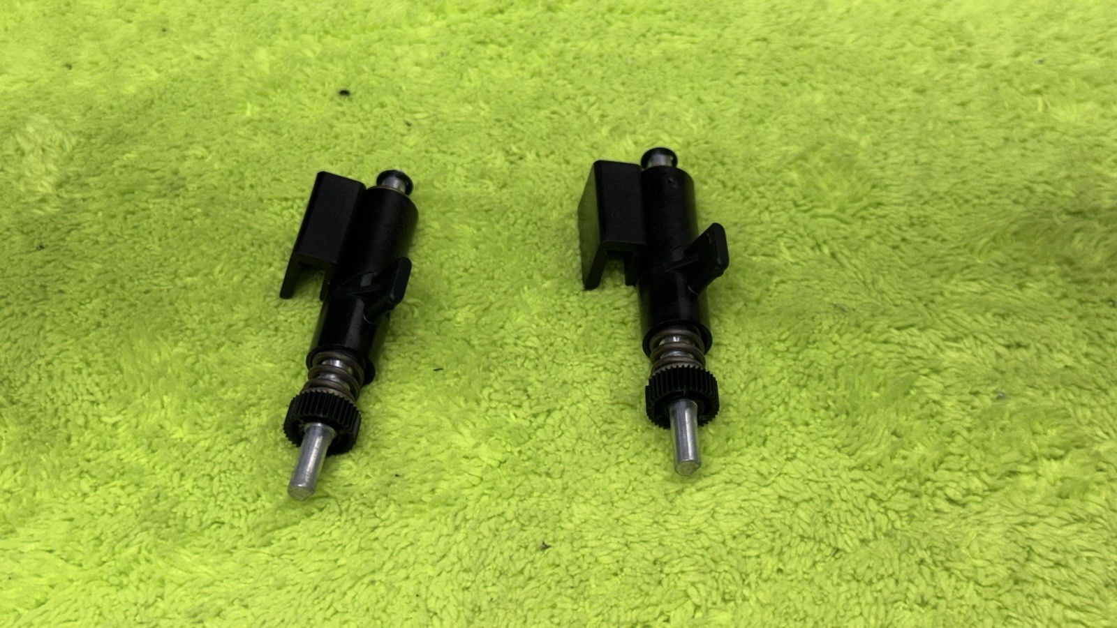 2X OEM DUAL 1258 & Others TURNTABLE HINGES Original Please Check The Pics 🔥🔥