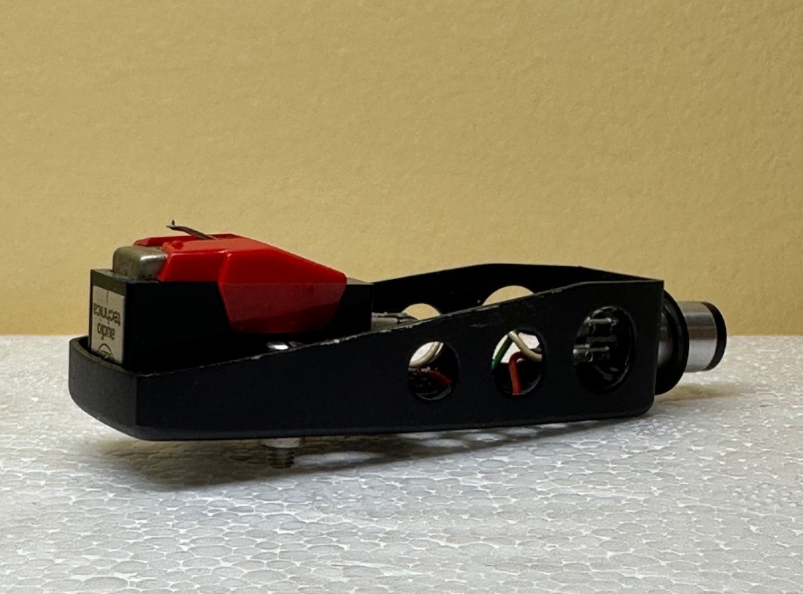 Audio-Technica Headshell with AT12XE Cartridge