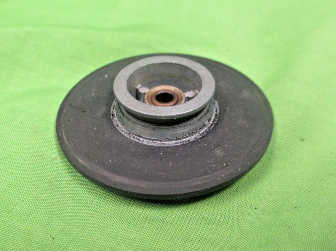 GARRARD 990B TURNTABLE IDLER WHEEL USED BUT IN GREAT CONDITION Pt # 77107