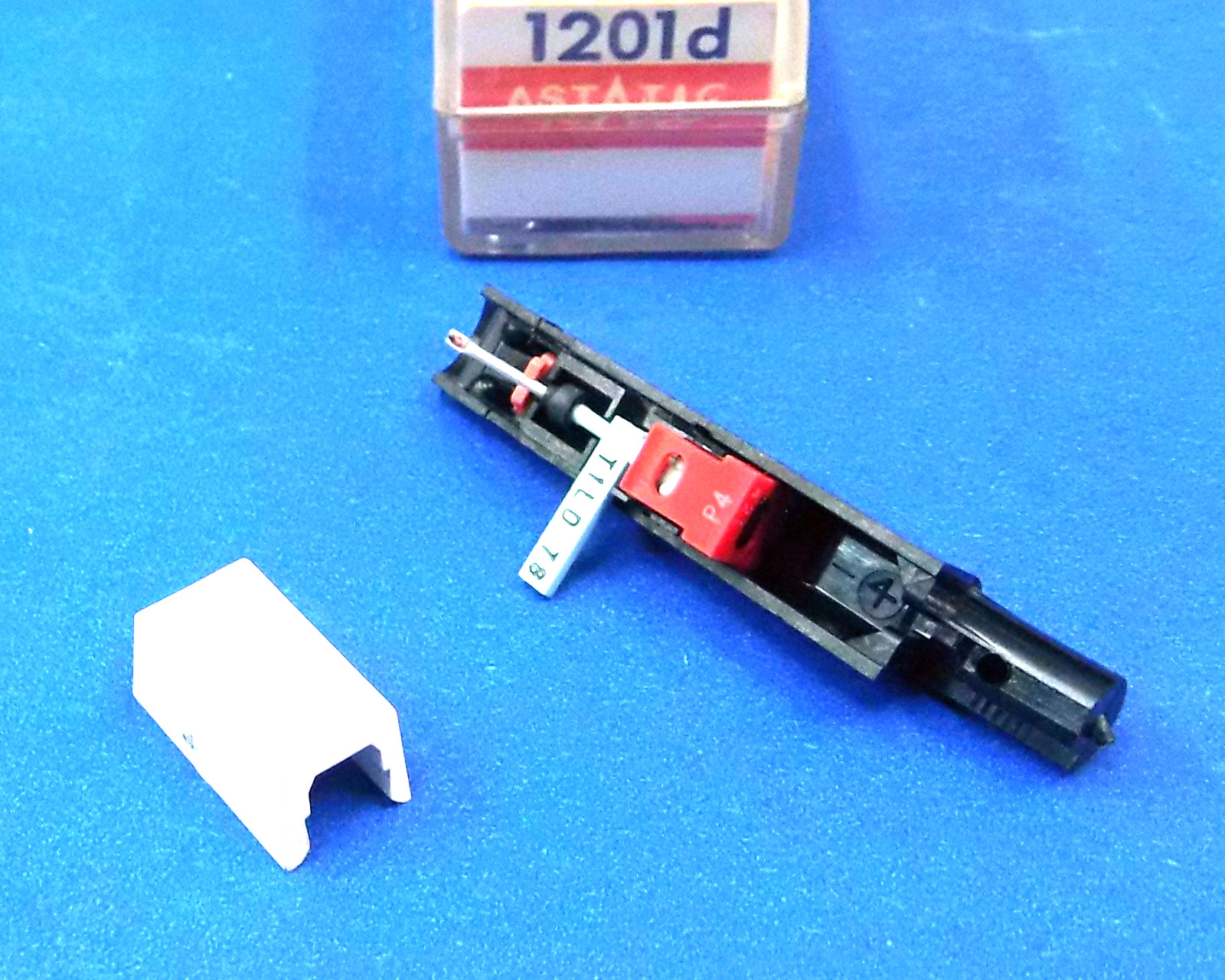 RECORD PHONOGRAPH CARTRIDGE Astatic 1201D 375D EV 5115D PHILCO 35-2877-1