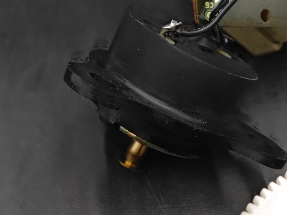 Technincs SL-B210 Turntable Automatic Mechanical Cycling Plate Used Working