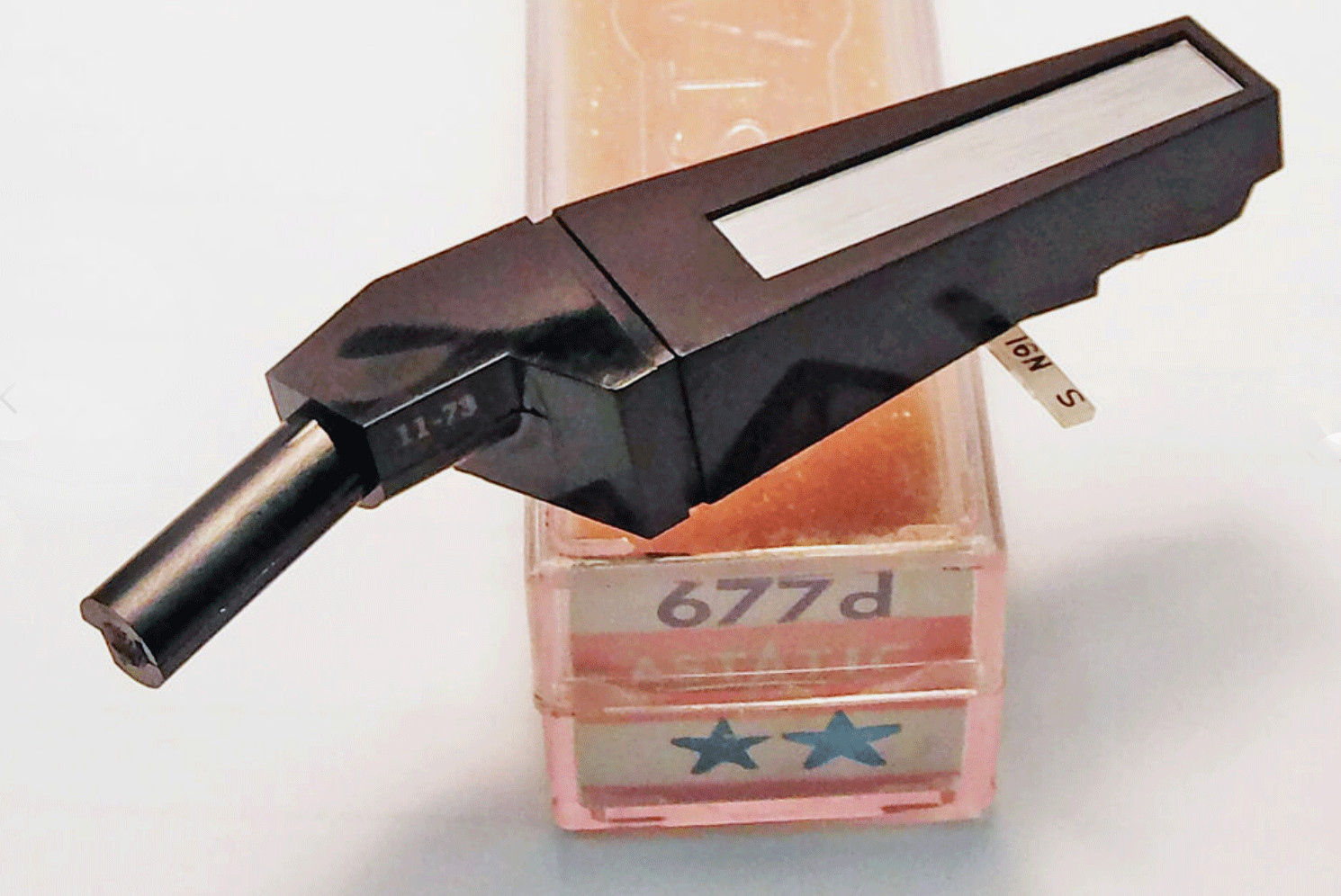 TURNTABLE NEEDLE CARTRIDGE ASTATIC 677 677D EV 5050D EV 5051 V-M 43630-A