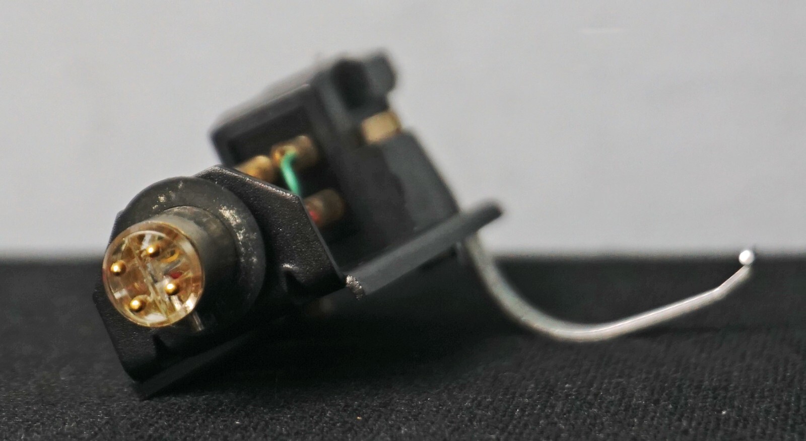 Fidelity Research FR-6SE Cartridge & Stylus With Grace Headshell