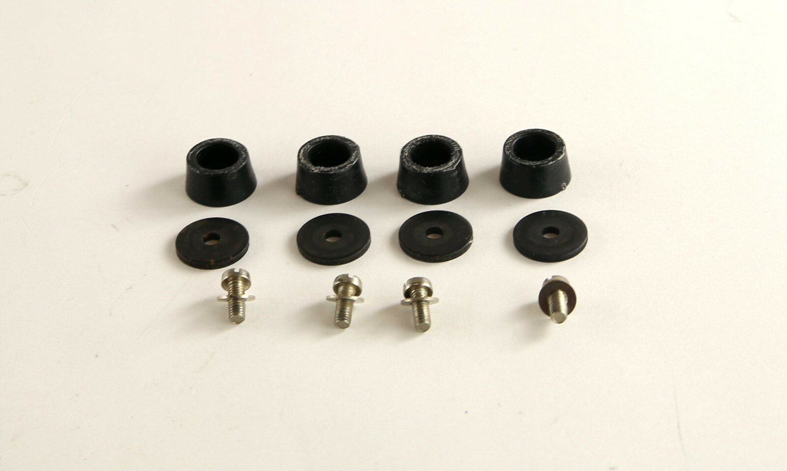 4x Original Braun PS 500 Stand Feet for Record Player Turntable