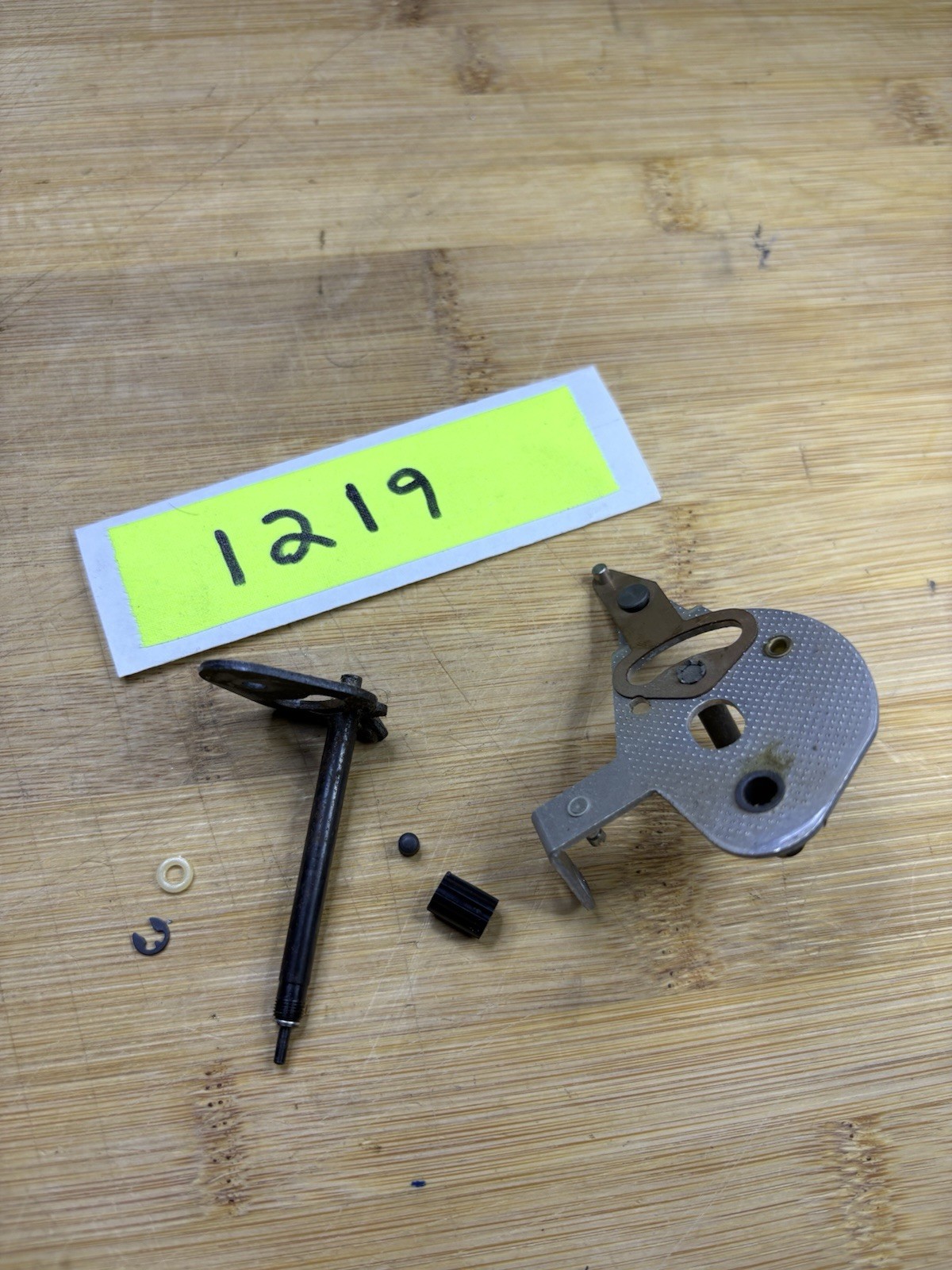 Dual OEM 1219 Part (May Fit 1229/1218/1228): Lift Plate