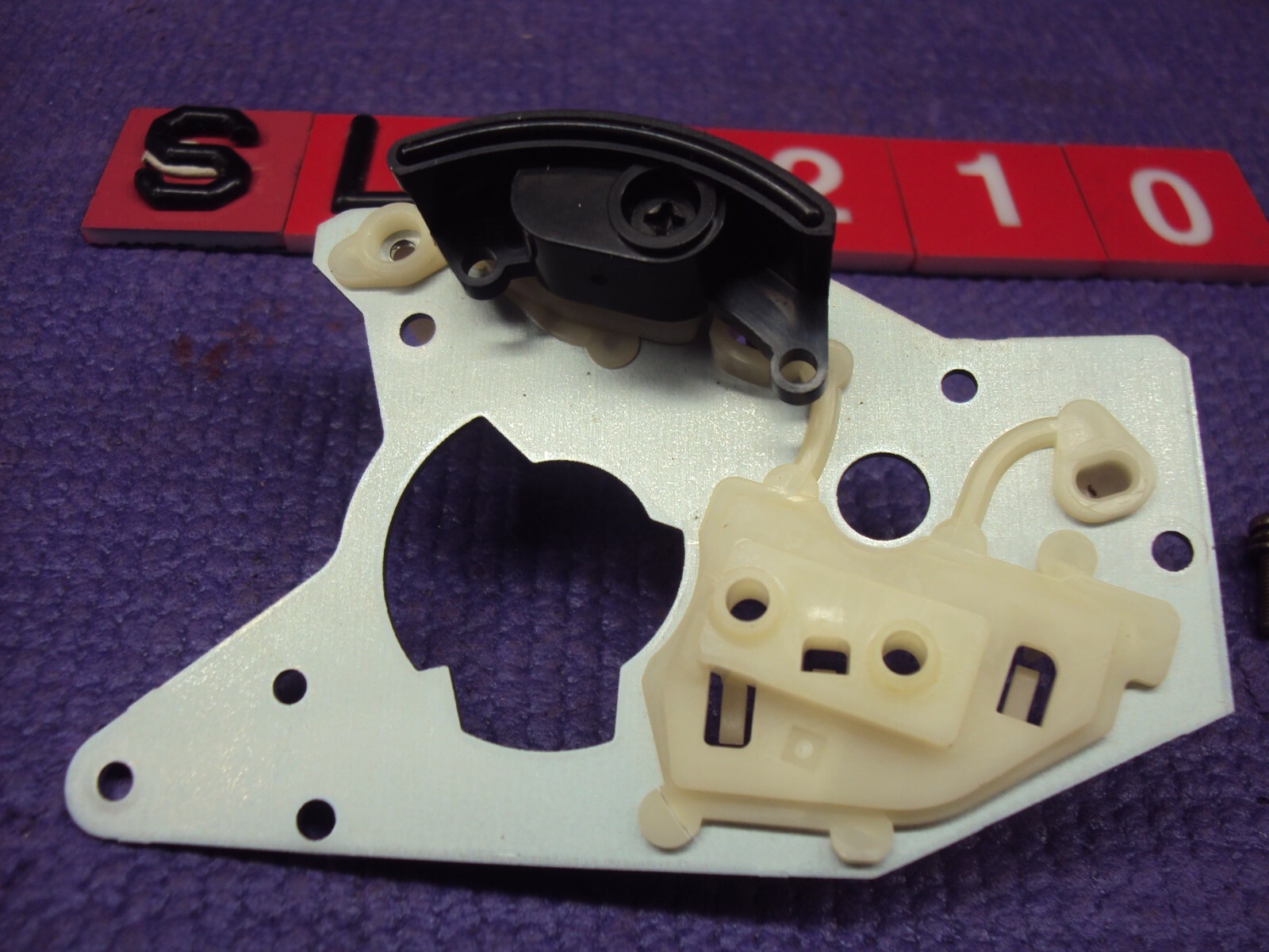 Technics SL-BD210 Lift Assembly. Tested. Removed from a working SL-B210.