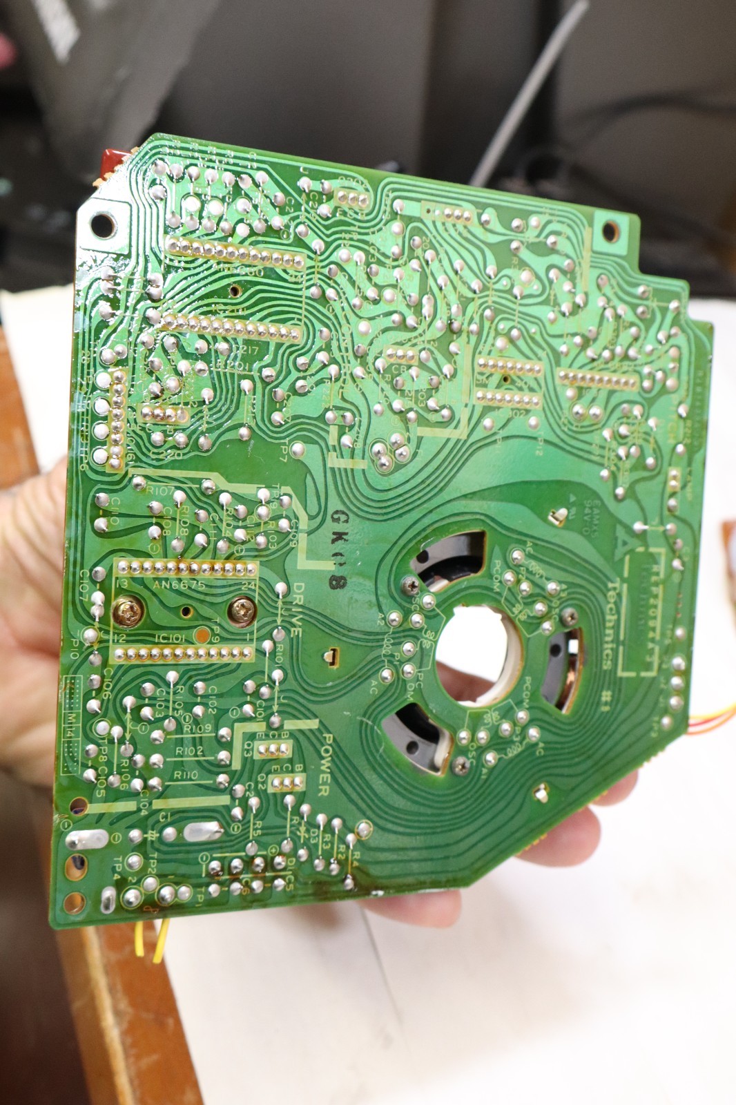 Technics SL-1200 MK2 turntable Mainboard #1