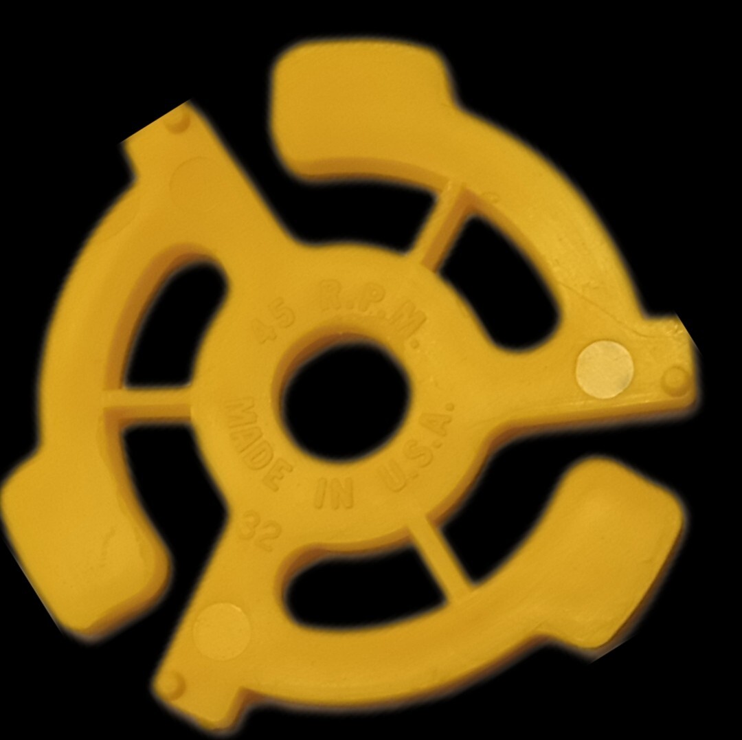 110 PCS Yellow 45 rpm 7″ Record Plastic Adapter Snap-In Inserts Turntable