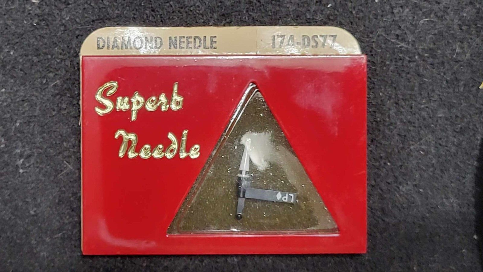 NOS Pfanstiehl 174-DS77 Diamond Phono Needle Stylus Astatic 201D 205D 209D 211D