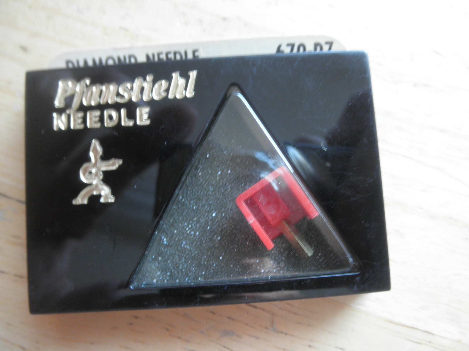 Pfanstiehl Diamond Needle NOS 670-D7 Replaces Sony ND125P