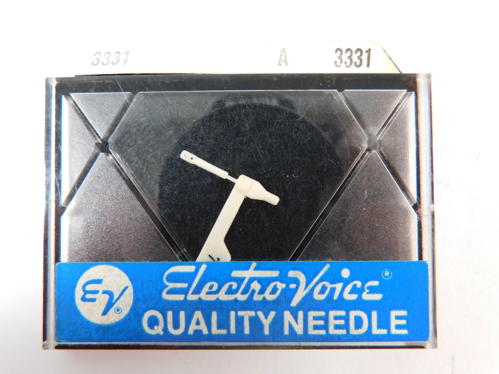 Vintage NOS Electro Voice Quality Synthetic Sapphire Needle 3331
