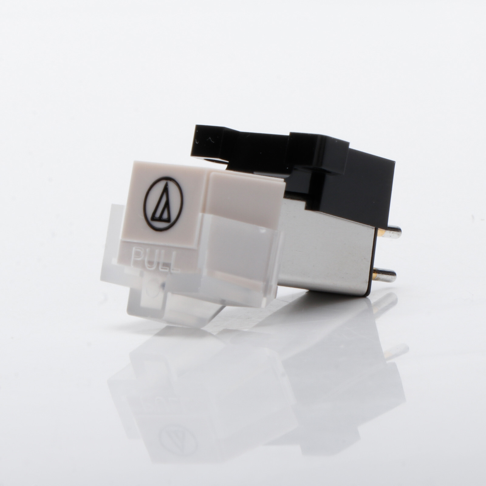 1PC Genuine AT3600L Dynamic Magnetic Cartridge With Needle Stylus
