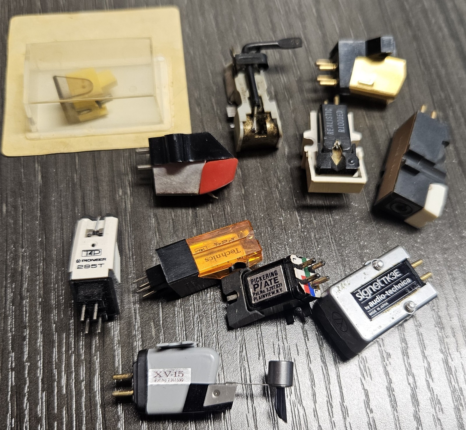 MIXED LOT – phono cartridges audio technica, pickering, pioneer, & misc brands
