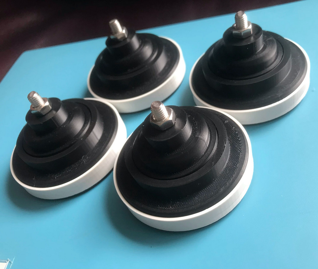 4 Pieces Spring-damped Turntable Feet for Reloop PR8000 Turntable