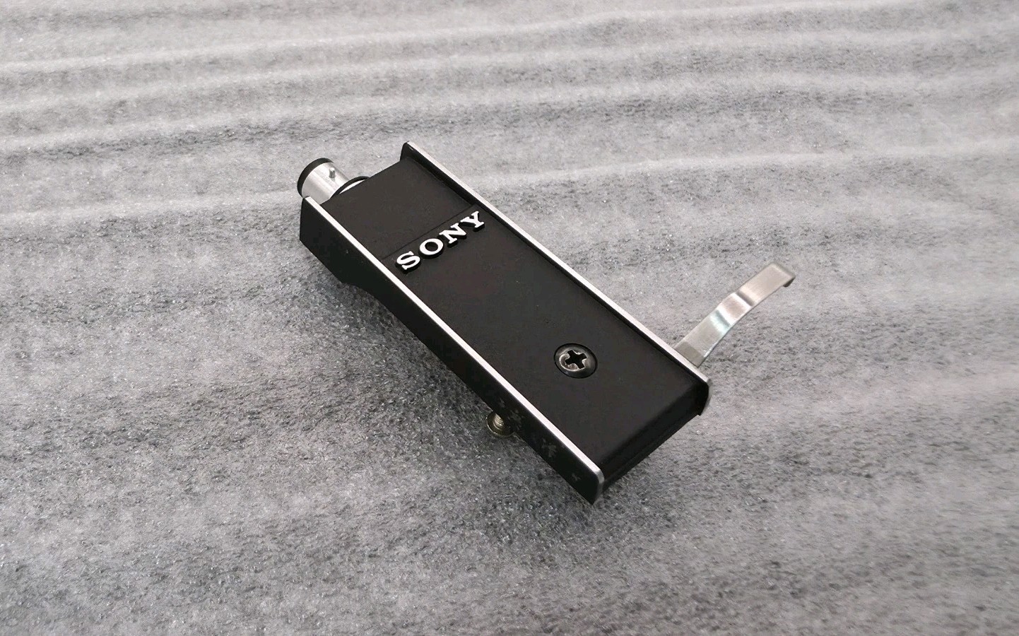 Sony SH 120. Vintage Headshell. 11 Grams