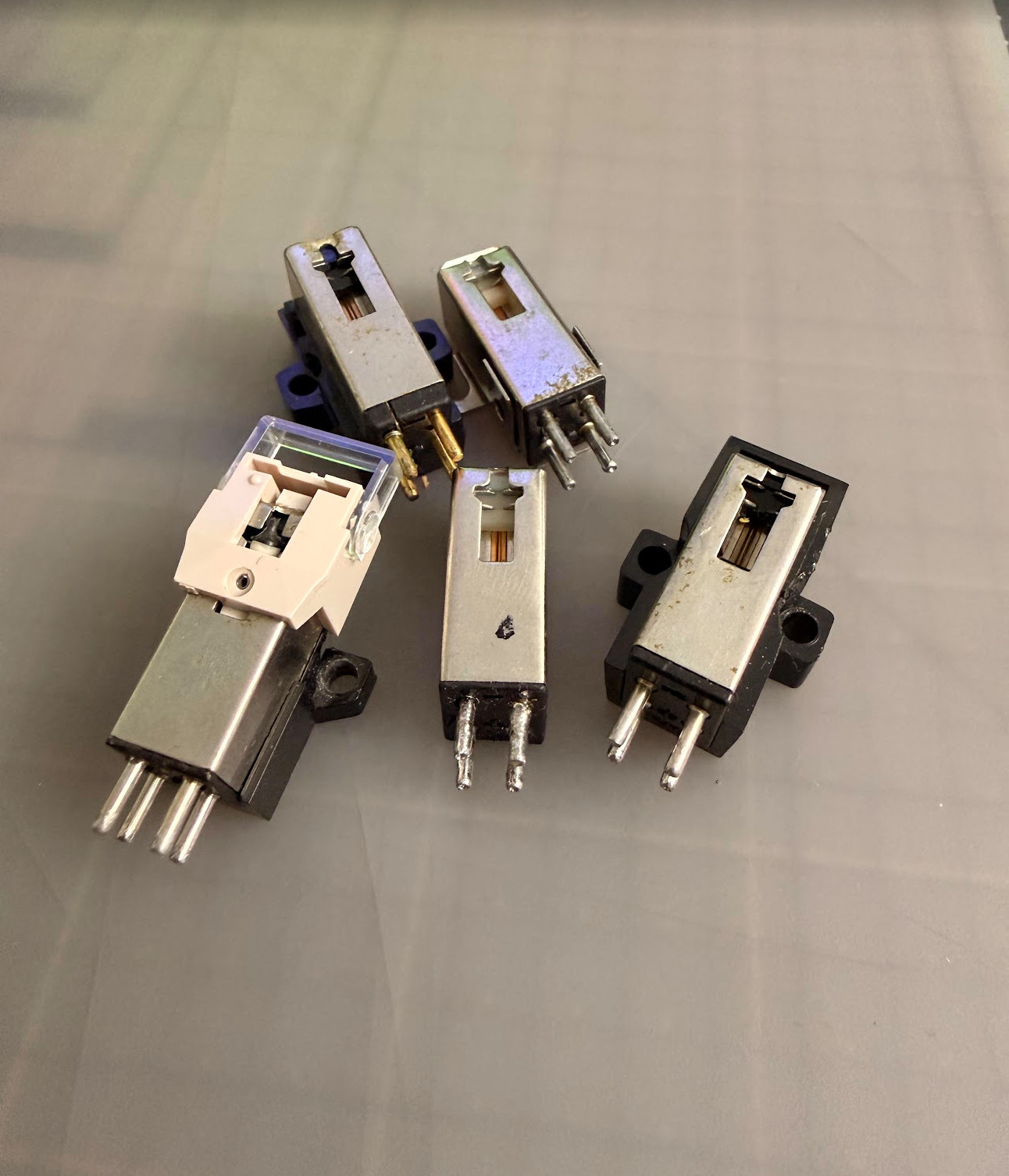 Lot 5 x Audio Technica Turntable Cartridges NEEDS STYLUS CONTINUITY TESTED GOOD