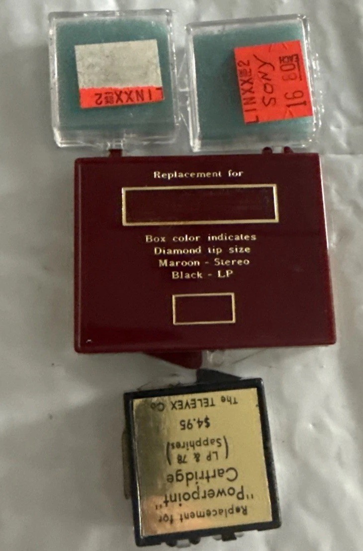 Lot Of 4 Replacement Record Needles (Televex,Sony)