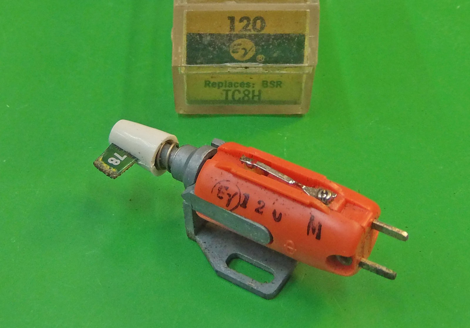 BSR 3.25V TC8H BSR TC8H Phonograph Cartridge and needles fits EV 119 EV 120