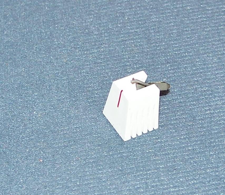 Lenco N/M 94 NEEDLE STYLUS for Piezo Y930 Y940 Piezo Y945 Piezo YM101 YM102