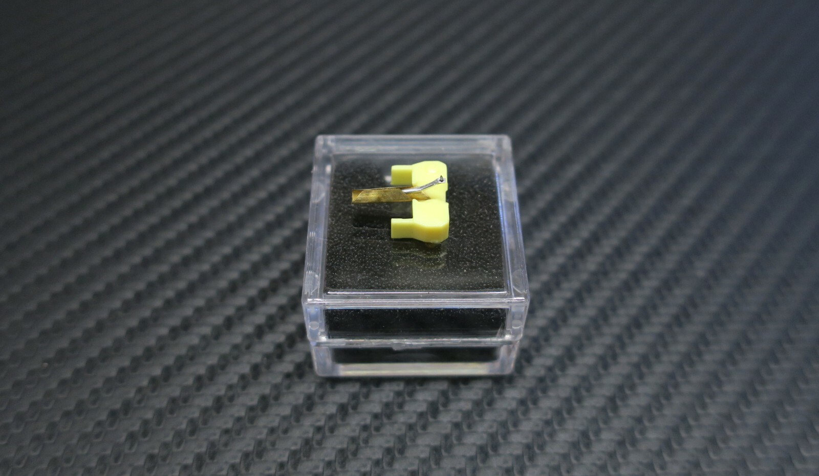 Replacement Needle Stylus f. SHURE R27-E RS82 R6X Cartridge Phono-pickup w. case
