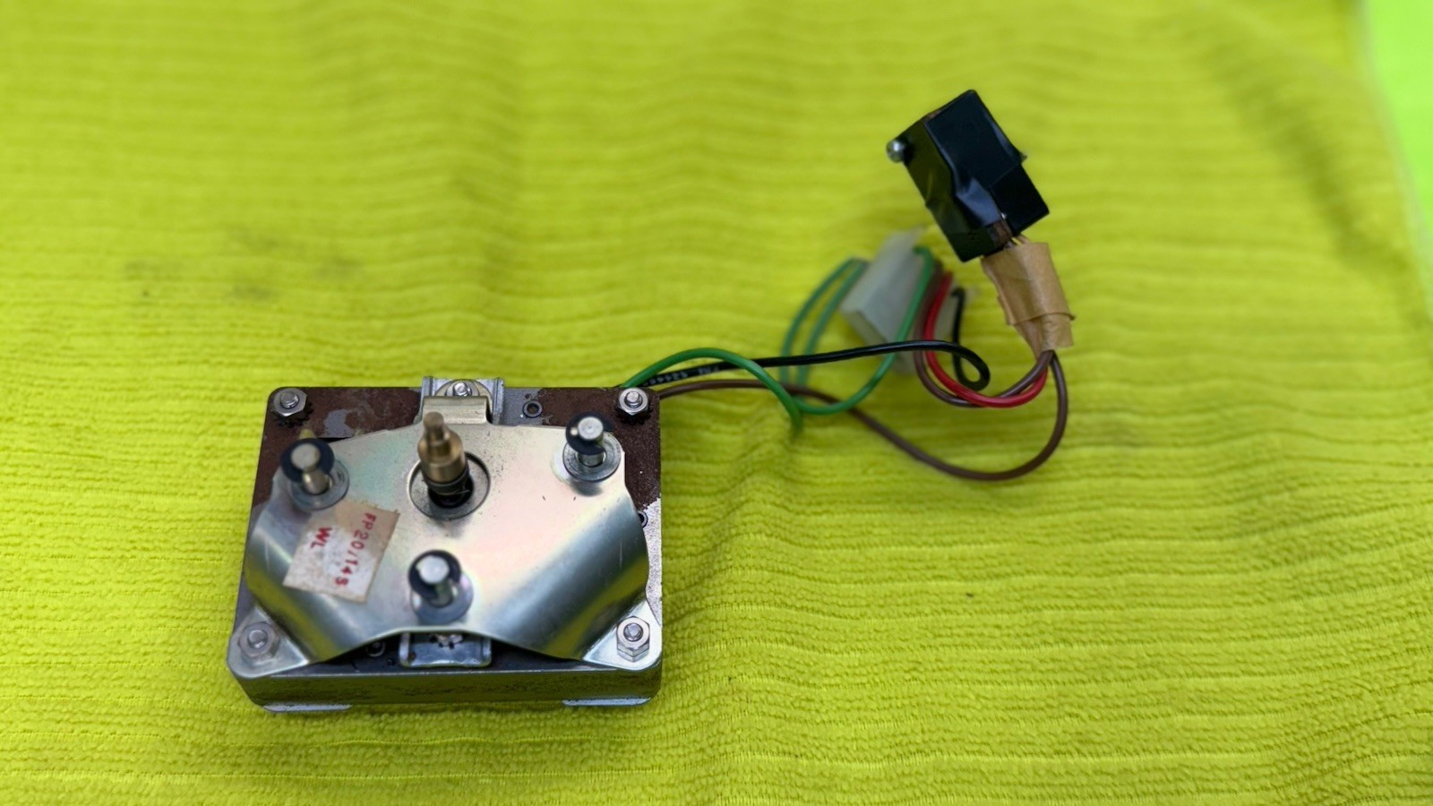 BSR McDONALD 620 C131R.A.3 Others TurnTable MOTOR AC SWITCH CONNECTOR FP20/14S