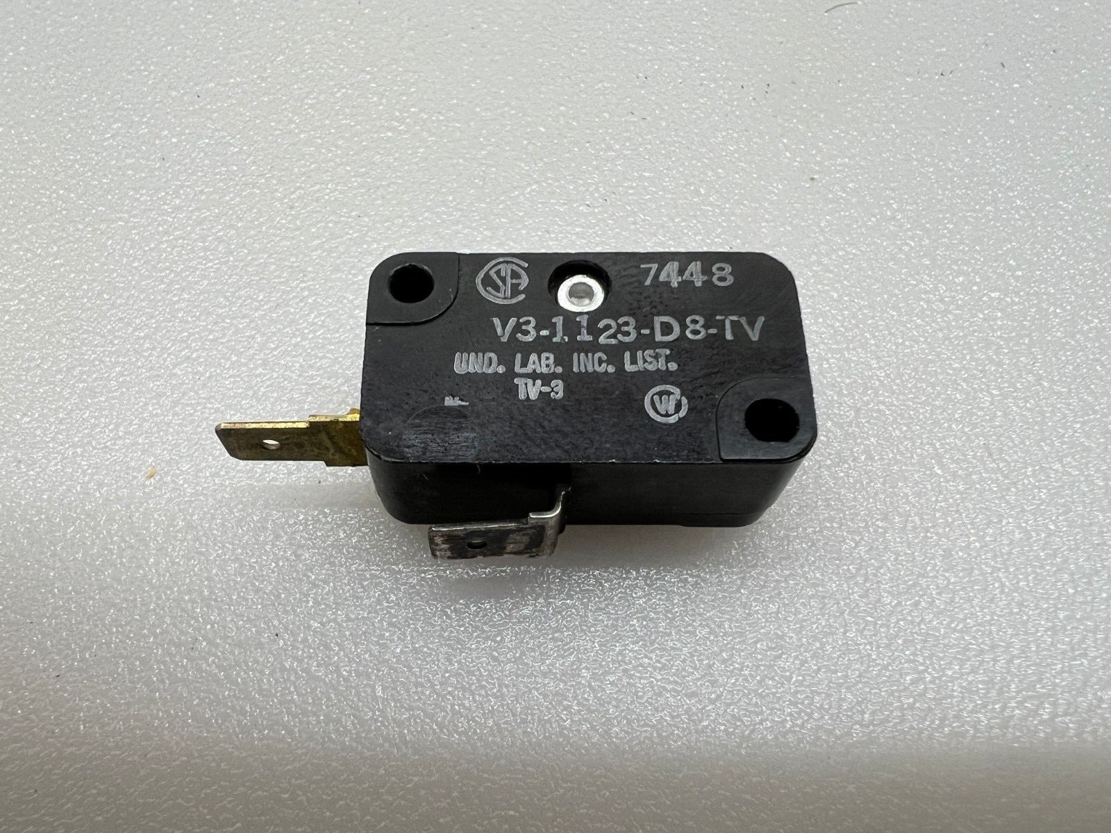 BIC Turntable Part V3-1123-D8-TV Power Micro Switch Free Shipping